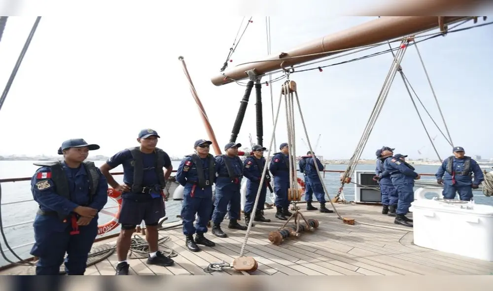 El buque Unión está próximo a zarpar para dar la vuelta al mundo. | Foto: Andina
