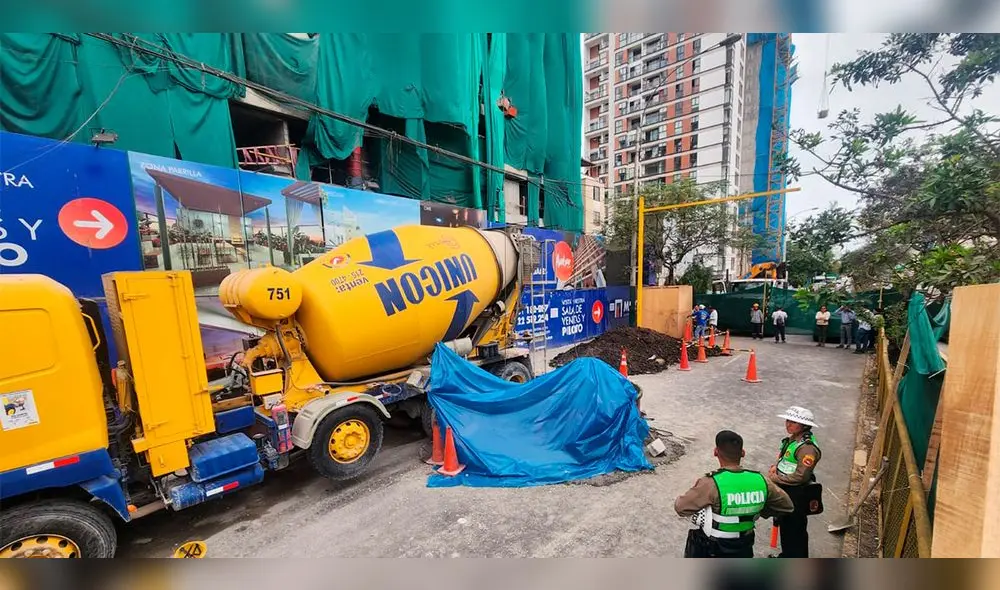 Un recipiente de cemento se desprendió y ocasionó la muerte de un obrero. Foto: Maria Pía Ponce / URPI-LR Un recipiente de cemento se desprendió y ocasionó la muerte de un obrero. Foto: Maria Pía Ponce / URPI-LR