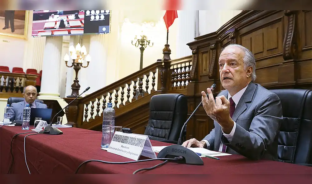 Mesa de partes. Hernando Guerra (FP) convocó a sesión extraordinaria para sacar dictamen. Foto: difusión Mesa de partes. Hernando Guerra (FP) convocó a sesión extraordinaria para sacar dictamen. Foto: difusión
