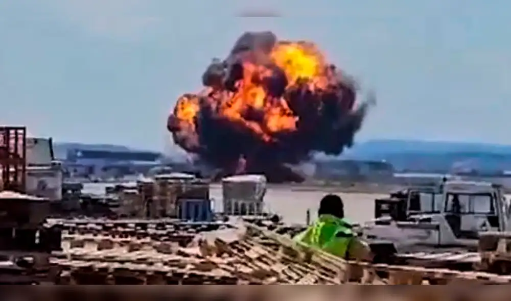 La Guardia Civil de España informó que el accidente no causó ningún daño entre los civiles. Foto: @LoveWorld_People/captura La Guardia Civil de España informó que el accidente no causó ningún daño entre los civiles. Foto: @LoveWorld_People/captura