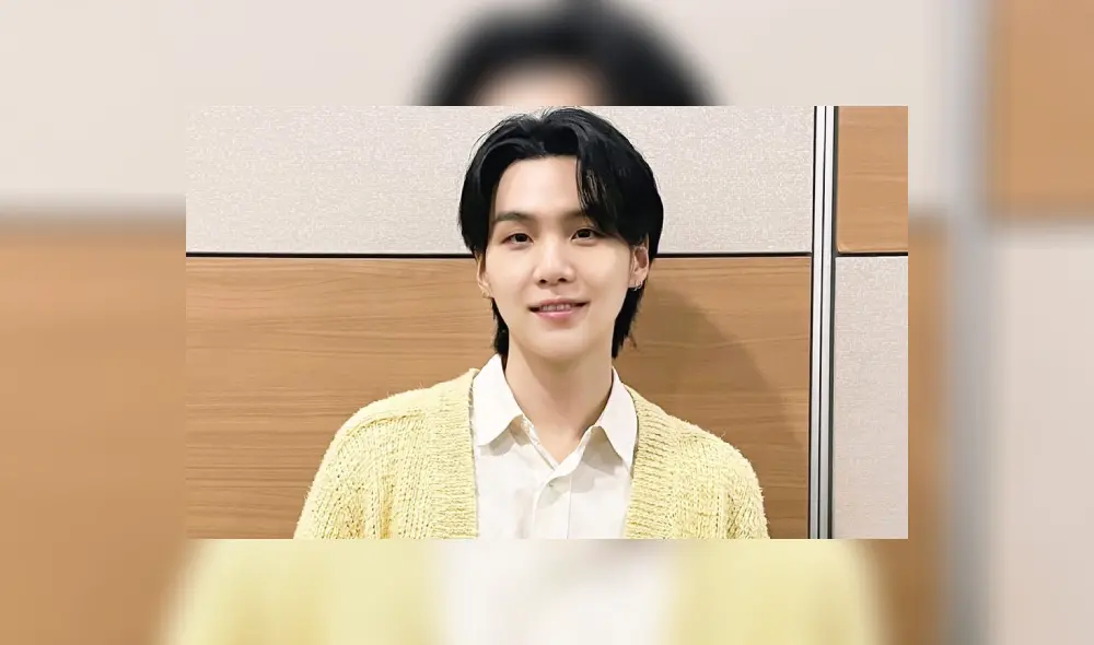 Suga, integrante de BTS, detrás de escena de "D-DAY fancall event". En esta cita, fans pudieron conversar con el idol k-pop en vivo por videollamada. Foto: Hybe