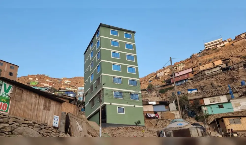 Esta enorme edificación habría sido construida en menos de 2 años. Foto: Bárbara Mamani/La República