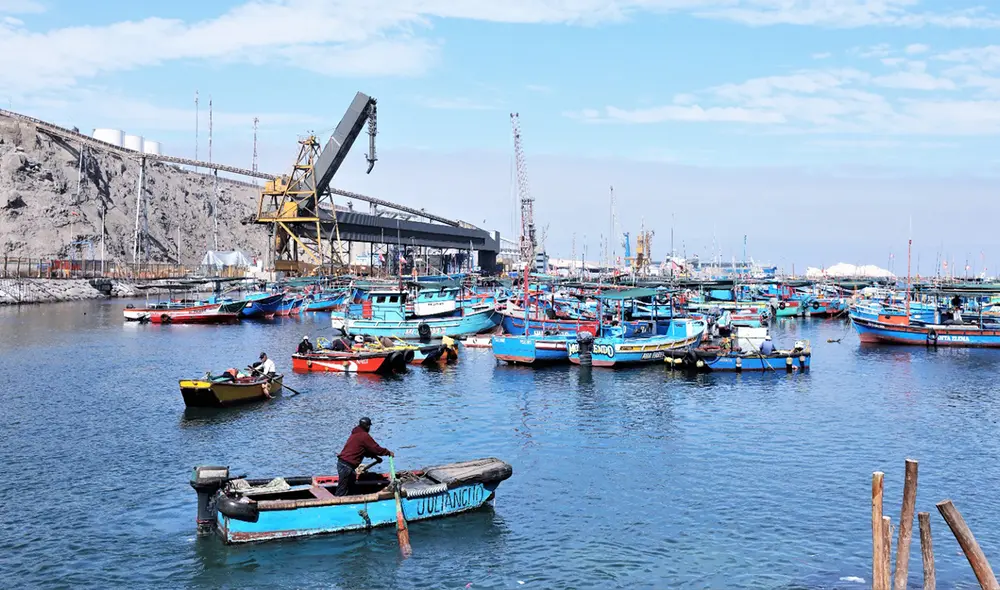 Se permitirá que pescadores artesanales operen dentro de las primeras cinco millas marítimas. Foto: difusión