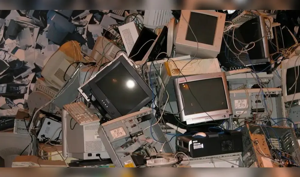 Las computadoras fueron vitales para evitar consecuencias catastróficas con la llegada del año 2000. Foto: Hipertextual