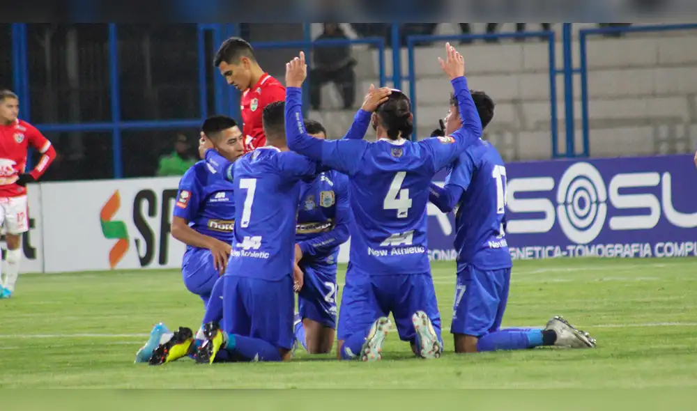 Binacional salió de los últimos lugares. Foto: Marcos Silva Binacional salió de los últimos lugares. Foto: Marcos Silva