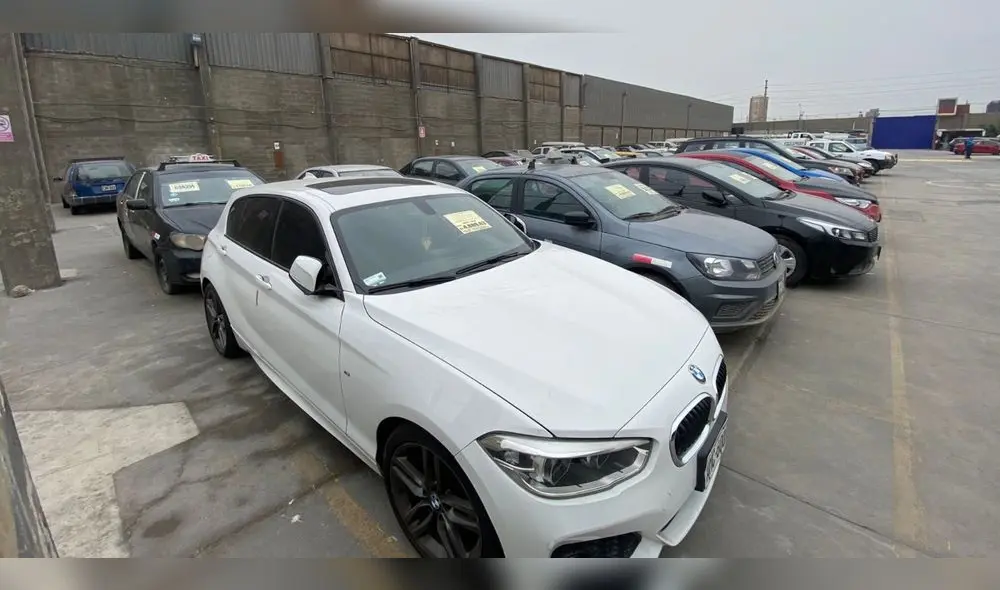 Para asistir al remate vehicular, debes portar DNI original vigente o carnet de extranjería. Foto: SAT