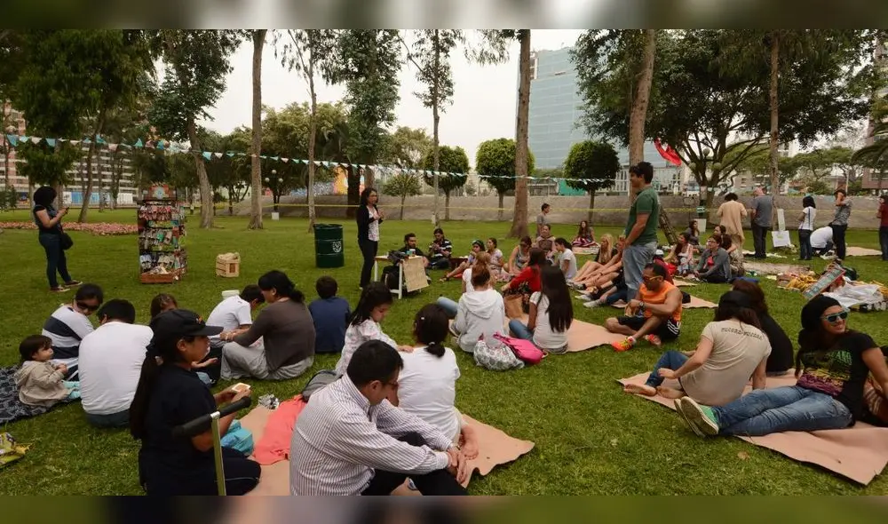 Según se informó, en la solicitud se deberá indicar que no se hará ruido o uso de equipos de música. Foto: Municipalidad de Miraflores