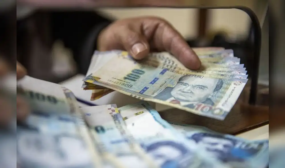 Buscan que trabajadores ahorren en el pago de intereses y que tengan un alivio económico en un contexto de alza de precios. Foto: difusión LR