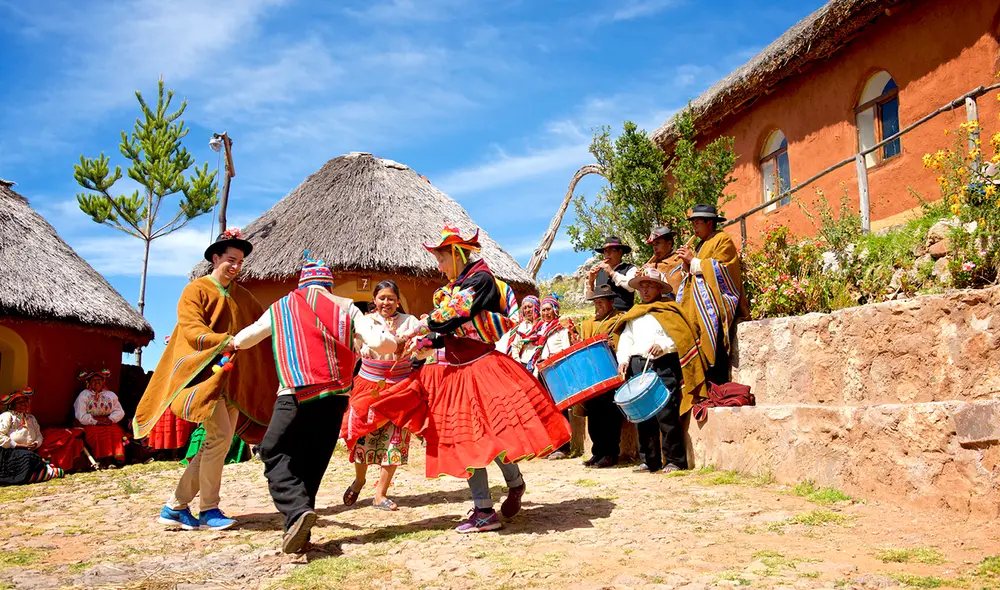 Este beneficio estará vigente siempre que los turistas extranjeros hayan estado en Perú por un periodo no menor a 2 días calendario ni mayor a 60. Foto: Mincetur Este beneficio estará vigente siempre que los turistas extranjeros hayan estado en Perú por un periodo no menor a 2 días calendario ni mayor a 60. Foto: Mincetur