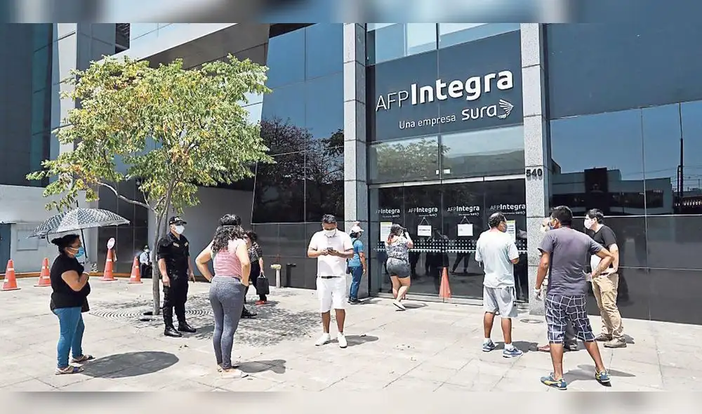 20 años sin reforma. Más de 11 millones de trabajadores no aportan para su vejez en ningún sistema, según INEI (2021). Foto: difusión 20 años sin reforma. Más de 11 millones de trabajadores no aportan para su vejez en ningún sistema, según INEI (2021). Foto: difusión