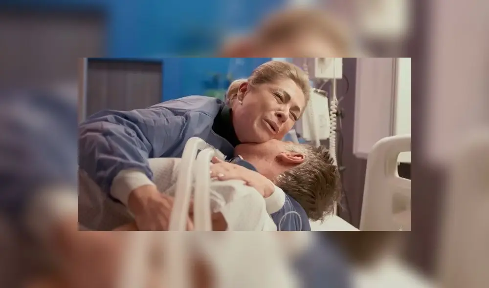 Apolo murió en los brazos de Josefa en "El amor invencible". Foto: Las Estrellas