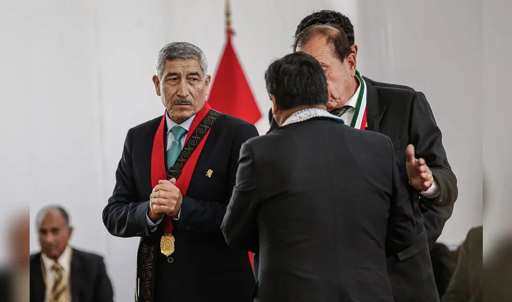 Sentenciado. Manuel Vera deberá ser trasladado a penal. El pasado miércoles hizo su última aparición en el aniversario del distrito arequipeño. Foto: Rodrigo Talavera/La República