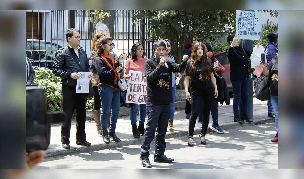 Violencia. El grupo La Resistencia ha perpetrado actos de violencia, hostigamientos y acoso contra una serie de instituciones y personajes políticos. Foto: difusión