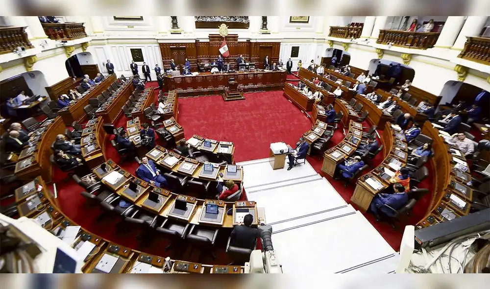 Unidos. El dictamen se aprobó con los votos de los bloques de derecha e izquierda conservadores, como en otros casos polémicos. Foto: La República