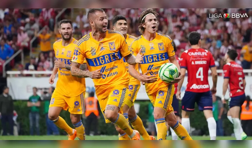 Tigres le dio vuelat al aprtido se cornó campeón de la Liga MX. Foto: Tigres Tigres le dio vuelat al aprtido se cornó campeón de la Liga MX. Foto: Tigres