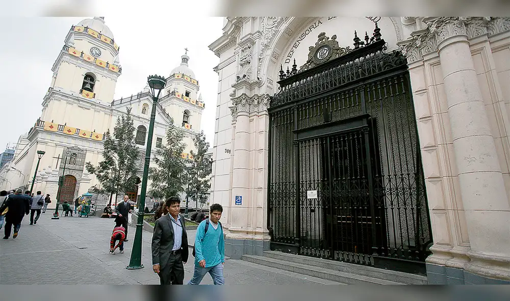 Funciones. Tienen el encargo de revisar lo que dejó Revollar al despedirse de la Defensoría. Foto: difusión Funciones. Tienen el encargo de revisar lo que dejó Revollar al despedirse de la Defensoría. Foto: difusión