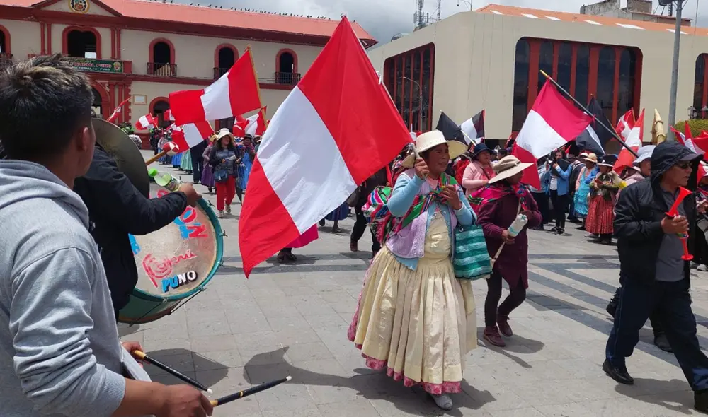 Ciudadanos de Puno acataron paro. Foto: La República Ciudadanos de Puno acataron paro. Foto: La República
