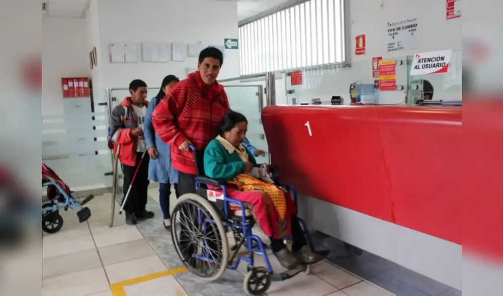 Bancos están obligados a informar por canales alternos a usuarios con discapacidad. Foto: Andina