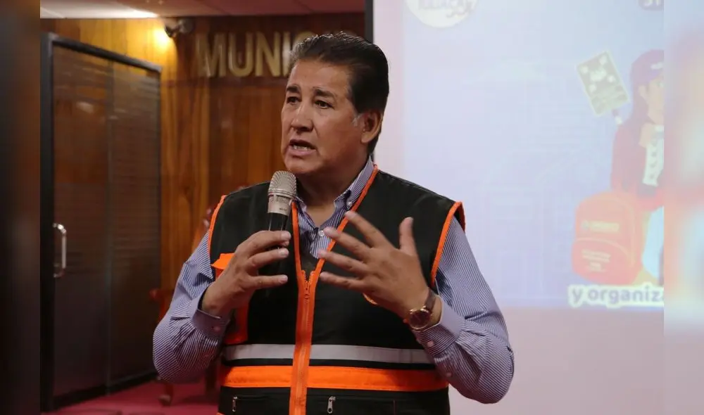 Cuestionamiento. Alcalde de Juliaca recrimina a la policía por ola delincuencial. Foto: LR