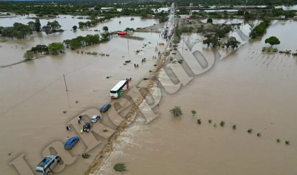Crecida del río La Leche se llevó una hectárea. Foto. Clinton Medina/La República
