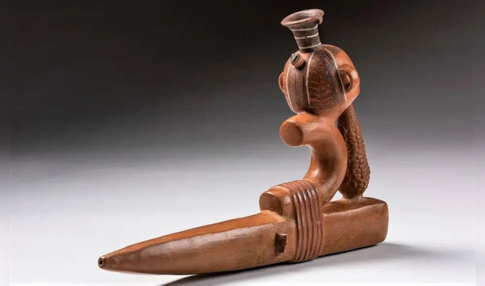 Paccha en forma de chaquitaclla con urpu y maíz Inca (ca. 1400 – 1532). Foto: Difusión.