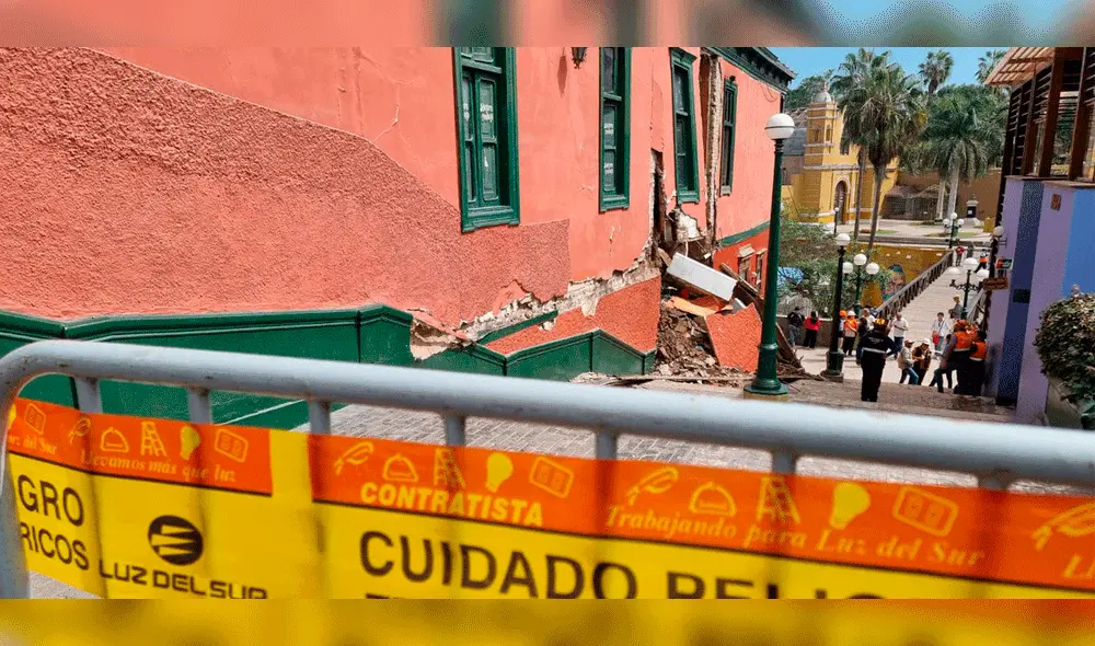Municipalidad de Barranco aseguró que trabajará para resguardar el resto de casonas en peligro de derrumbe. Foto: Bella Alvites/La República - Video: Bella Alvites/La República