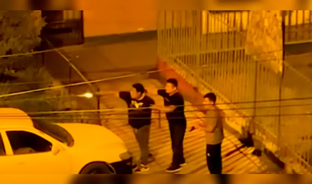 La defensa legal de uno de los vecinos agraviados pedirá nueve meses de prisión preventiva para los cuatro sujetos que se encontraban libando licor.  Foto: captura de Panamericana. Video: Panamericana