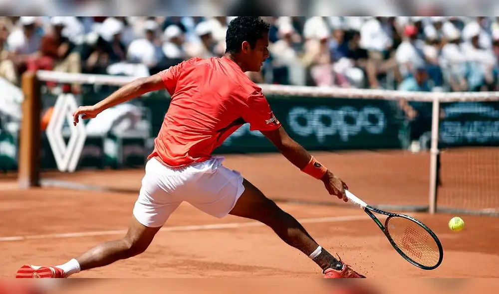Roland Garros fue el segundo Grand Slam de Juan Pablo Varillas este 2023. Foto: EFE