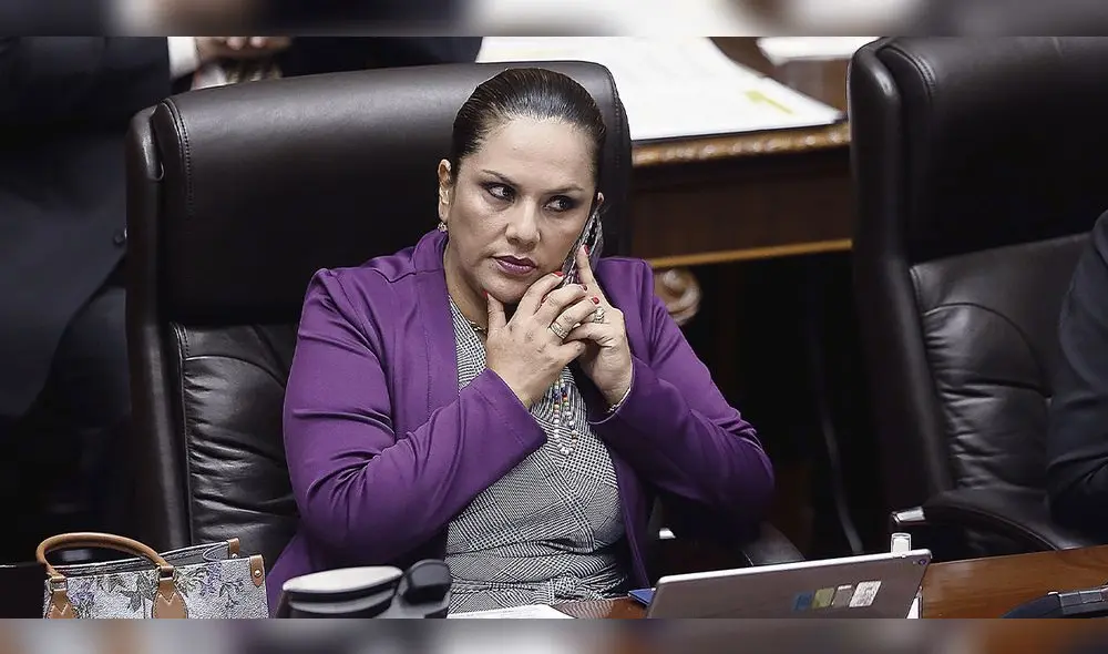 Ausente. Digna Calle fue segunda vicepresidenta del Congreso hasta el 4 de febrero. Foto: Antonio Melgarejo/La República Ausente. Digna Calle fue segunda vicepresidenta del Congreso hasta el 4 de febrero. Foto: Antonio Melgarejo/La República