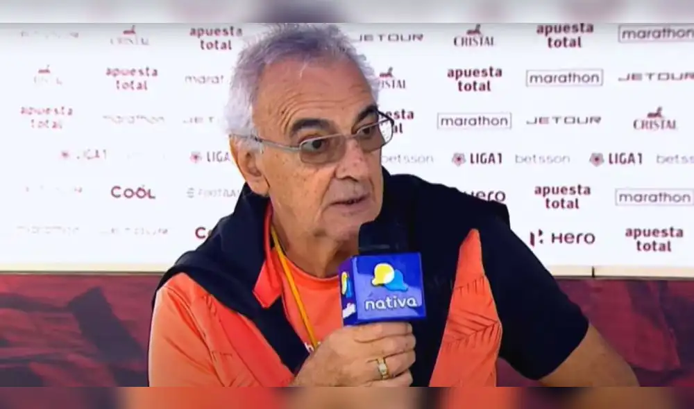 Jorge Fossati se convirtió oficialmente en entrenador de Universitario el 4 de marzo de 2023. Foto: captura Nativa Jorge Fossati se convirtió oficialmente en entrenador de Universitario el 4 de marzo de 2023. Foto: captura Nativa