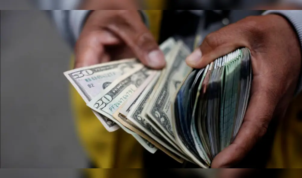 La divisa norteamericana en el mercado paralelo cotizaba a S/3,65 la compra y S/3,68 la venta. Foto: difusión/LR