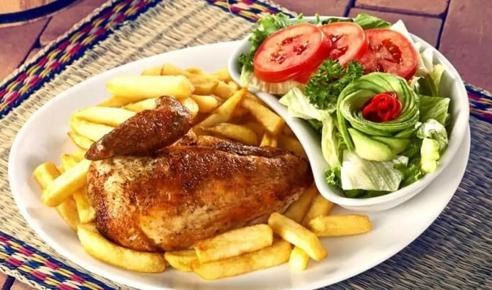 El pollo a la brasa es uno de los paltos más consumidos de nuestro país, incluso por encima del ceviche. Foto: Comidas del Perú/Instagram