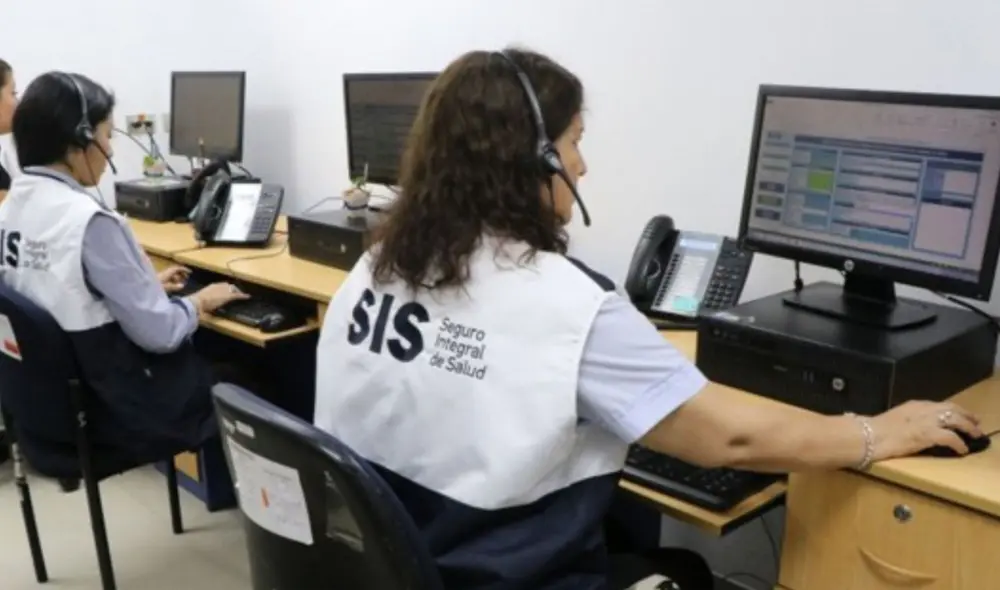 El SIS permite acceder a servicios de salud estatales. Foto: Andina