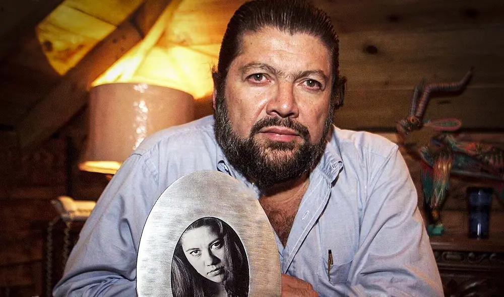 Eduardo Gallo con una foto de su hIja, Paola. Foto: Alamy Eduardo Gallo con una foto de su hIja, Paola. Foto: Alamy