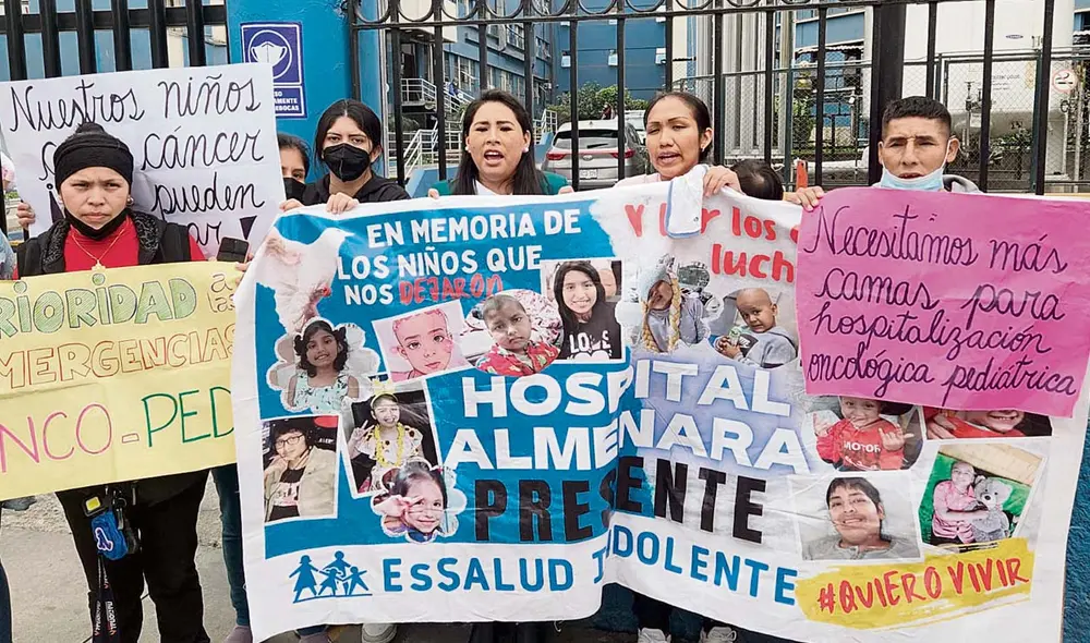 Reclamo. Padres piden acciones al Gobierno para que los niños con cáncer tengan mejor atención como la ley lo estipula. Foto: difusión