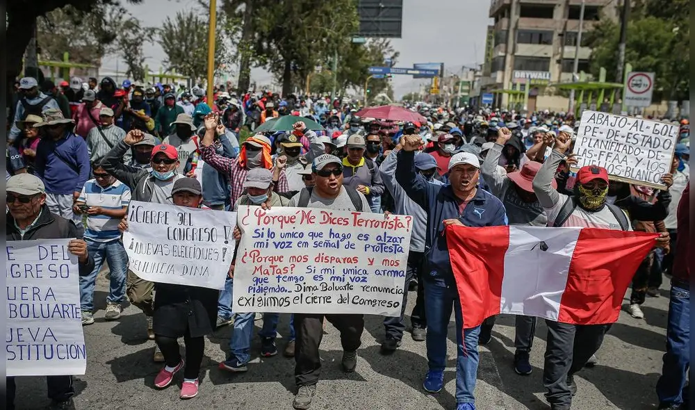 Peruanos saldrían a las calles a exigir la salida de Dina Boluarte. Foto: La República
