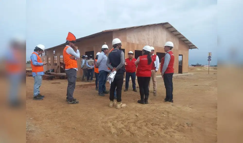 Inspectores. Advirtieron inconsistencias en las partidas de instalaciones eléctricas.Foto: Contraloría Inspectores. Advirtieron inconsistencias en las partidas de instalaciones eléctricas.Foto: Contraloría