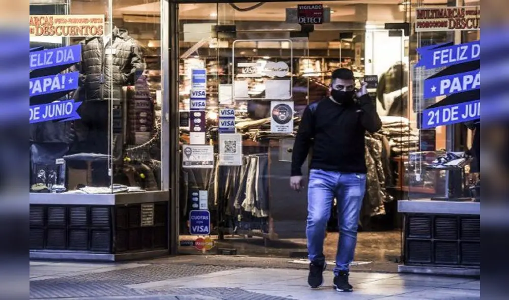 Comerciantes esperan mejorar sus ventas por el Día del Padre. Foto: Andina