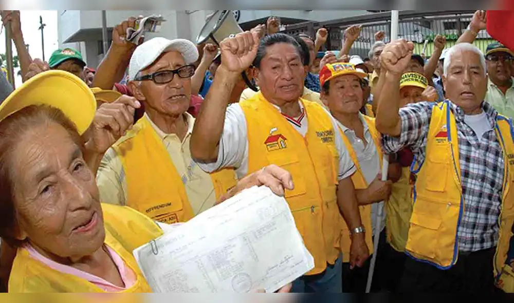 Los exfonavistas aún no reciben la devolución de sus aportes, a pesar de que hay dos leyes vigentes que así lo exigen. Foto: difusión/LR