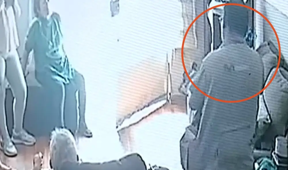 Este estafador, incluso, dijo que su visita era para verificar el buen funcionamiento de los módems en la zona. Foto y video: Latina Este estafador, incluso, dijo que su visita era para verificar el buen funcionamiento de los módems en la zona. Foto y video: Latina