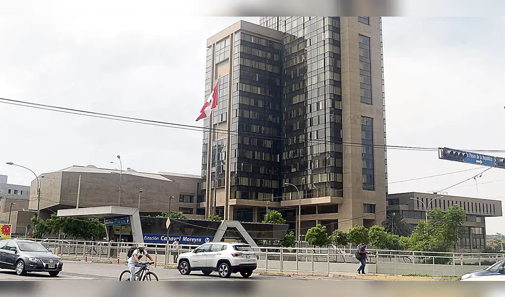 Petroperú debería buscar un nuevo socio en caso Altamesa sea descalificada. Foto: La República Petroperú debería buscar un nuevo socio en caso Altamesa sea descalificada. Foto: La República