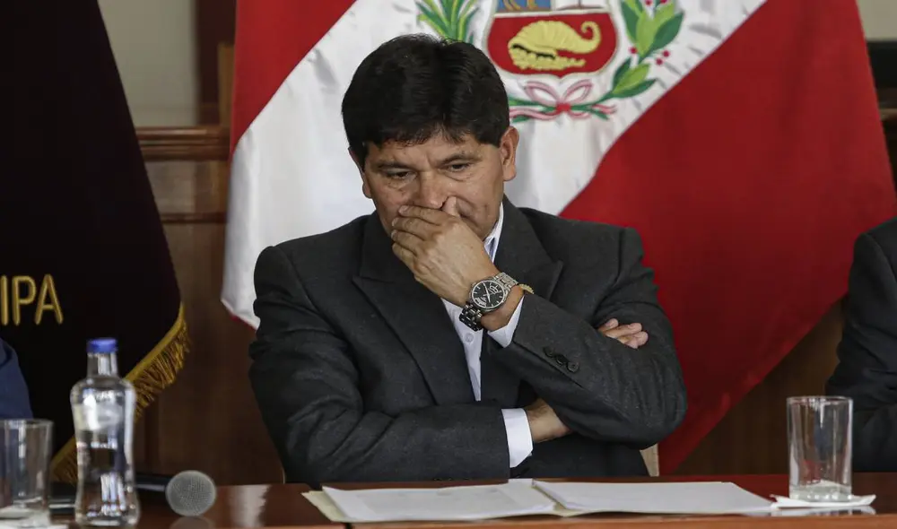 Informe. Documento de análisis legal determina que contratación de sancionado por OSCE incumple norma para régimen 276. Foto: Rodrigo Talavera