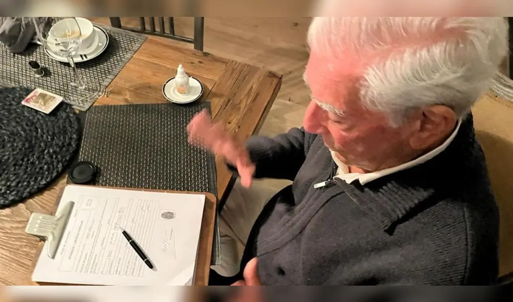 Vargas Llosa se unió a nuevo partido político. Vargas Llosa se unió a nuevo partido político.