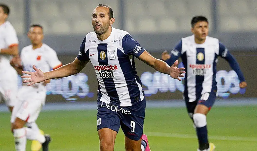 Invicto. Hernán Barcos ha marcado todos sus penales con la camiseta de Alianza Lima. Foto: difusión