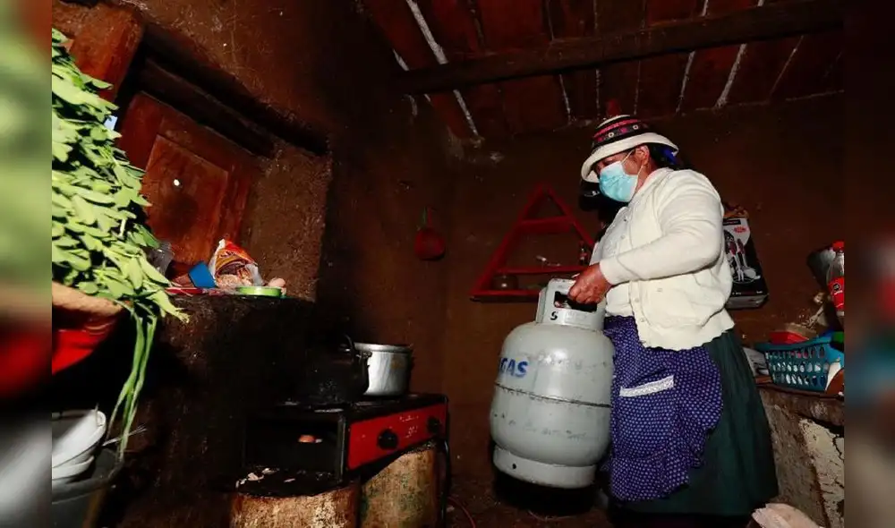 Beneficiarios recibirán por tres meses vales adicionales por un monto acumulado de S/100. Foto: Andina