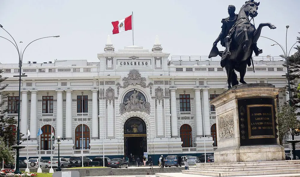 Grietas en el nuevo régimen, por Juan De la Puente. Foto: difusión
