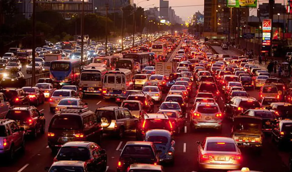 Lima superó en tráfico a Bogotá en ser la ciudad con más tráfico de América Latina. Foto: Archivo