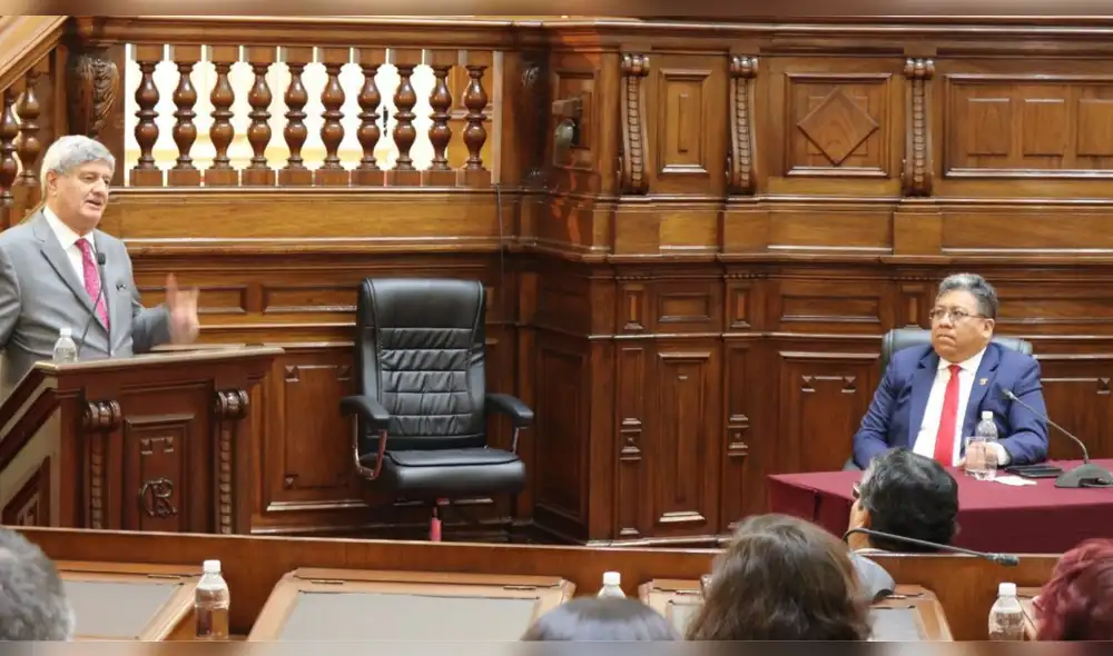 Procesado. Congresista Flores Ancachi no se presentó al juzgado de Puno, por ello se ordenó su detención. Foto: La República
