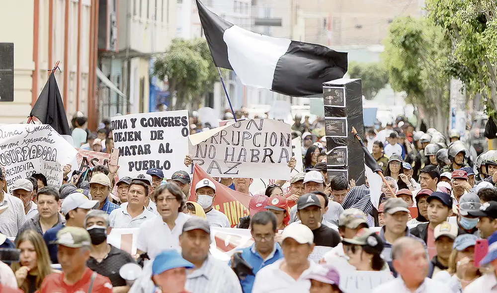 Marchas. Pedirán adelanto de elecciones en el Perú. Foto: Clinton Medina/La República