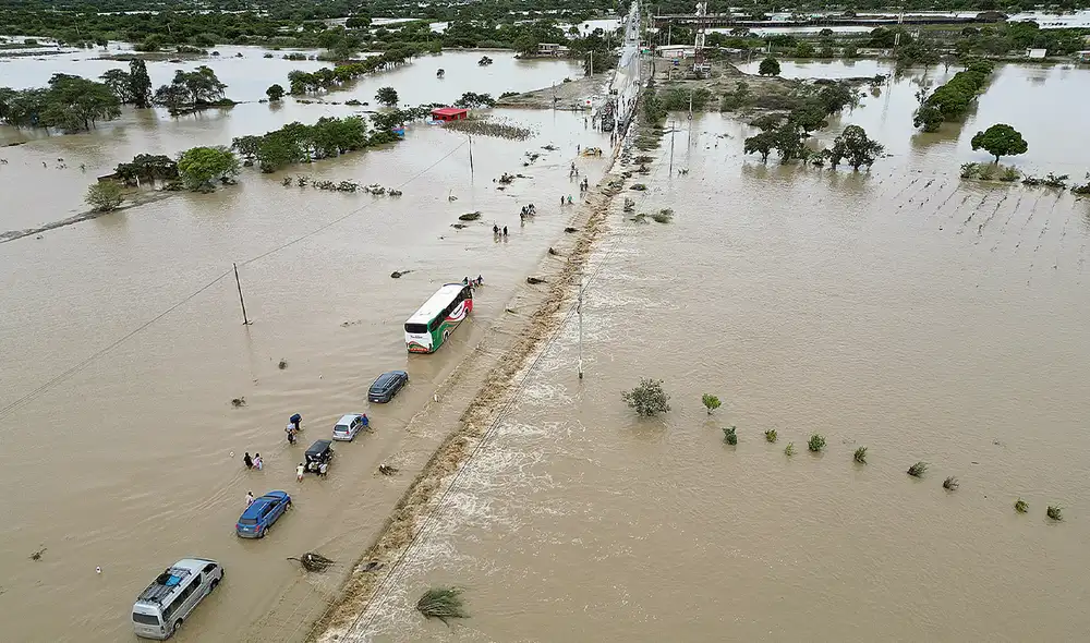 Prevención. Las obras proyectadas buscan proteger la vida de la población y tratar de reducir al mínimo el número de familias afectadas y damnificadas. Foto: Clinton Medina/La República Prevención. Las obras proyectadas buscan proteger la vida de la población y tratar de reducir al mínimo el número de familias afectadas y damnificadas. Foto: Clinton Medina/La República